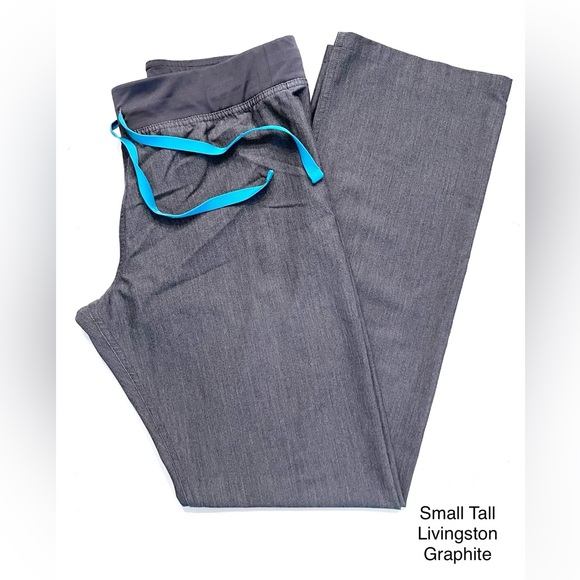 Figs Livingston, Graphite, Small Tall
Lightly worn, great condition - Picture 1 of 2